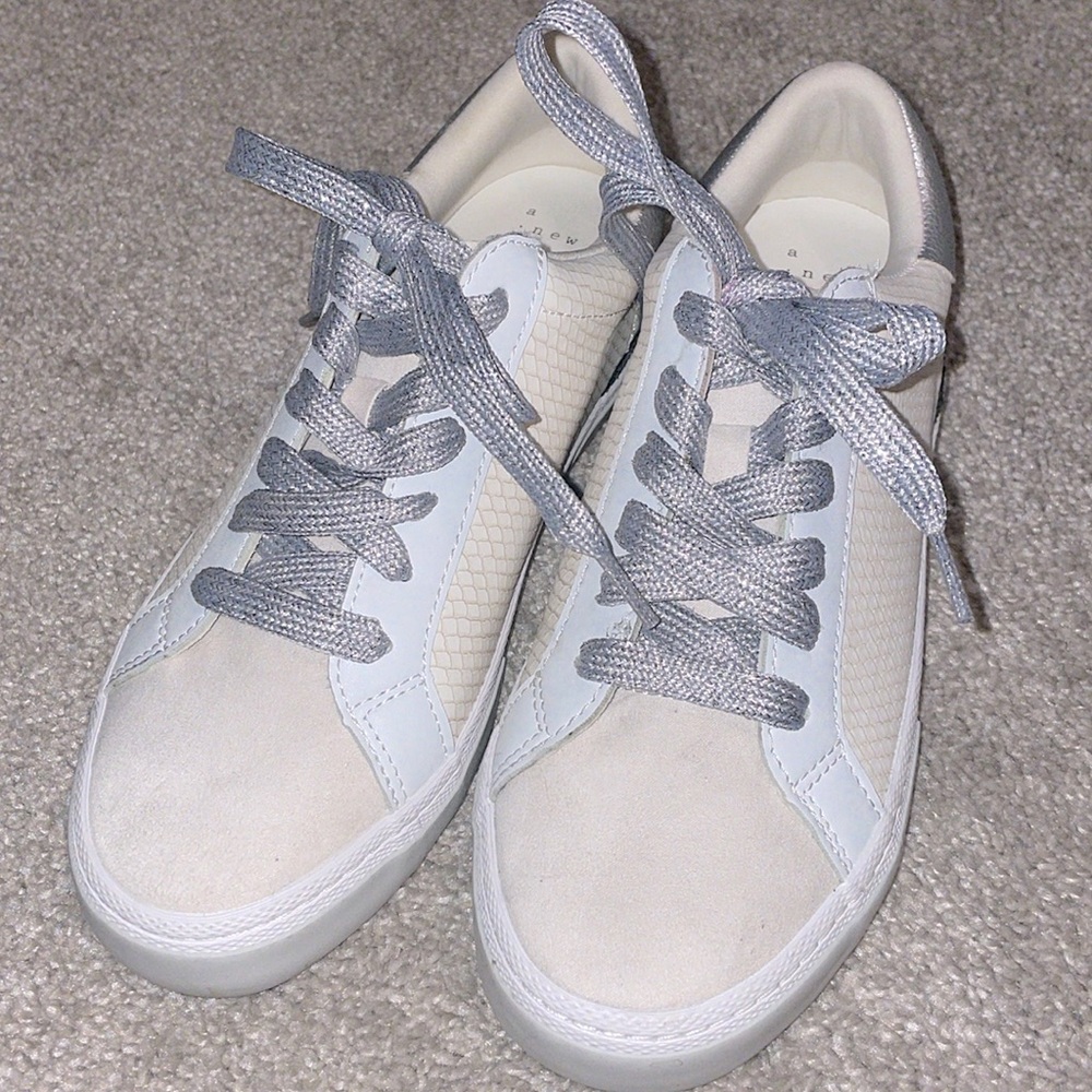A New Day neutral and silver sparkle tennis shoes size 7.5 Maddison style